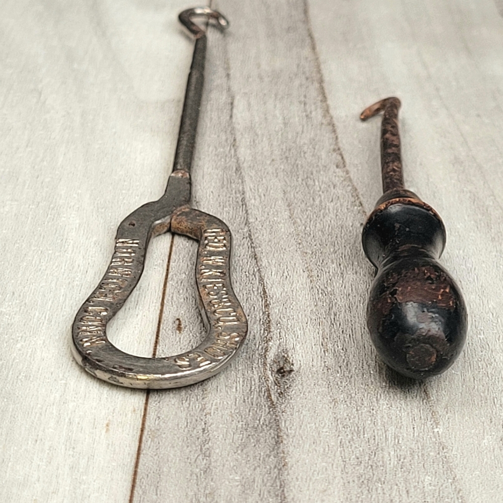 Advertising Button Hook Geo. W. Kies & Co. Shoes Norwick, Conn. Plus Wooden Hook - Picture 6 of 10